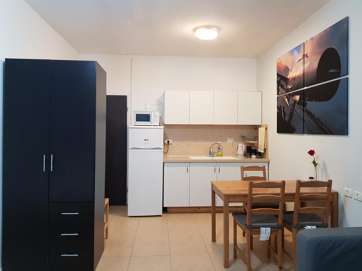 דירות רוטשילד Petach Tikva Exterior photo